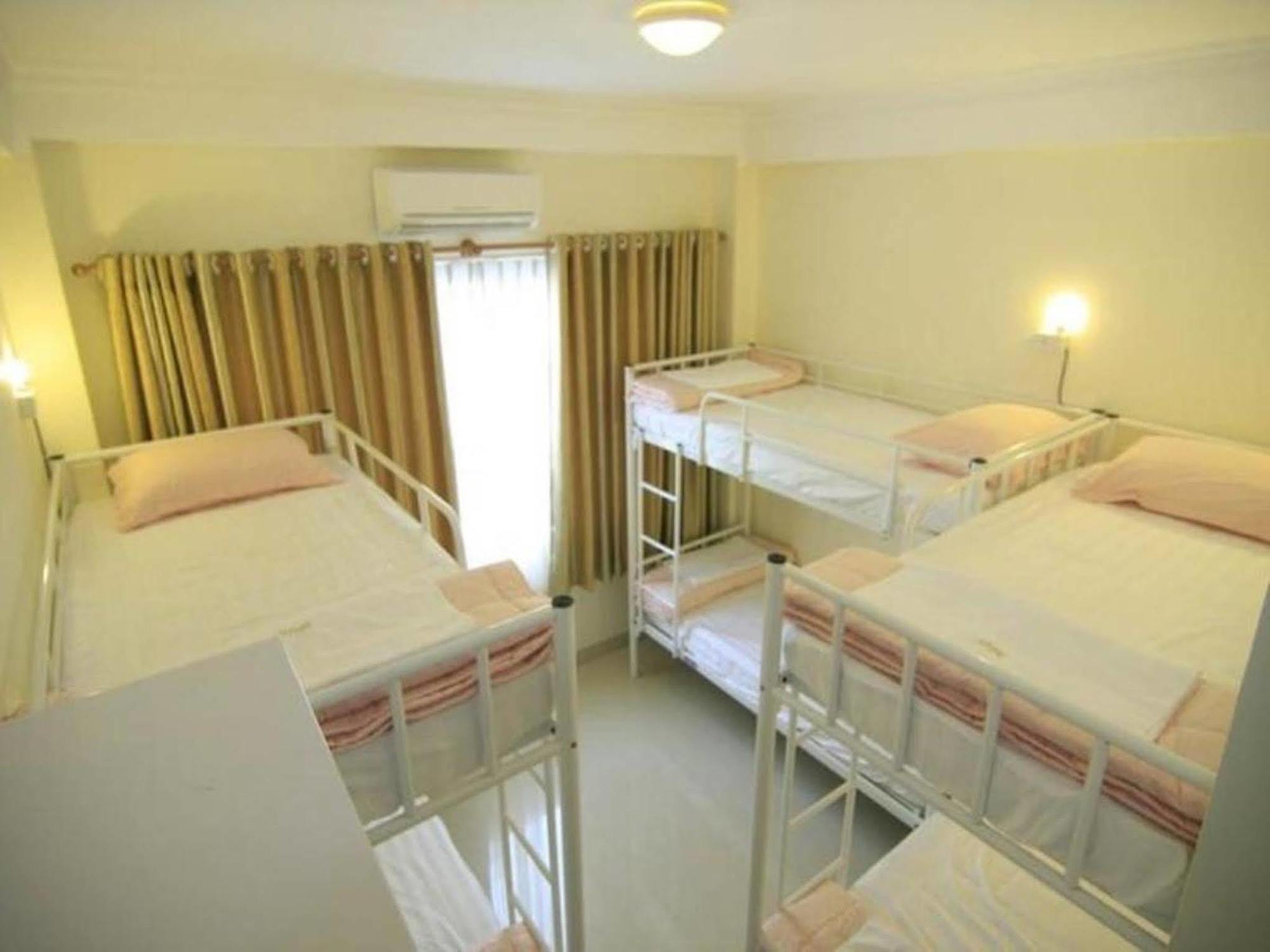 Phan Anh Hotel - Bui Vien Walking Street Хошимин Экстерьер фото