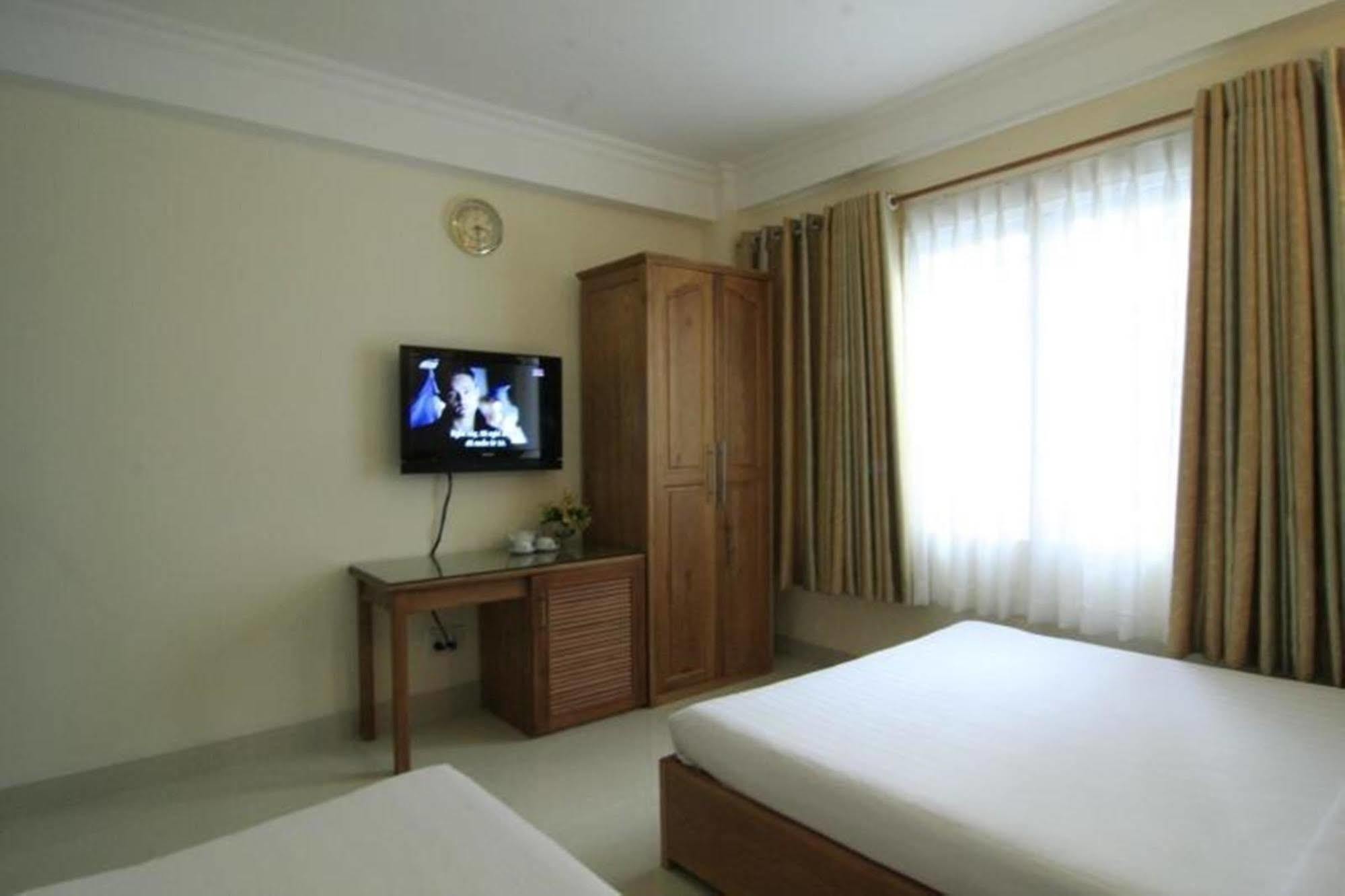 Phan Anh Hotel - Bui Vien Walking Street Хошимин Экстерьер фото